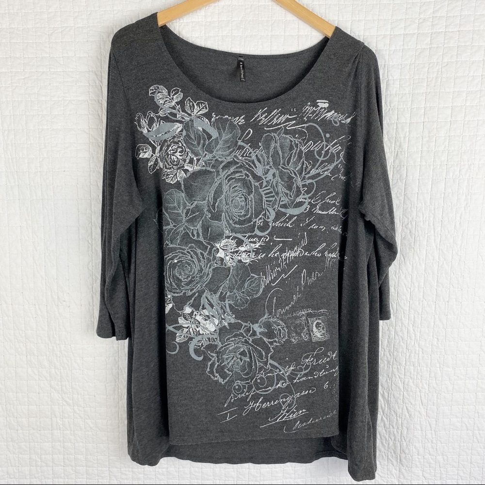 Bleaker & McDougal Gray Graphic Print Roses Top 1X